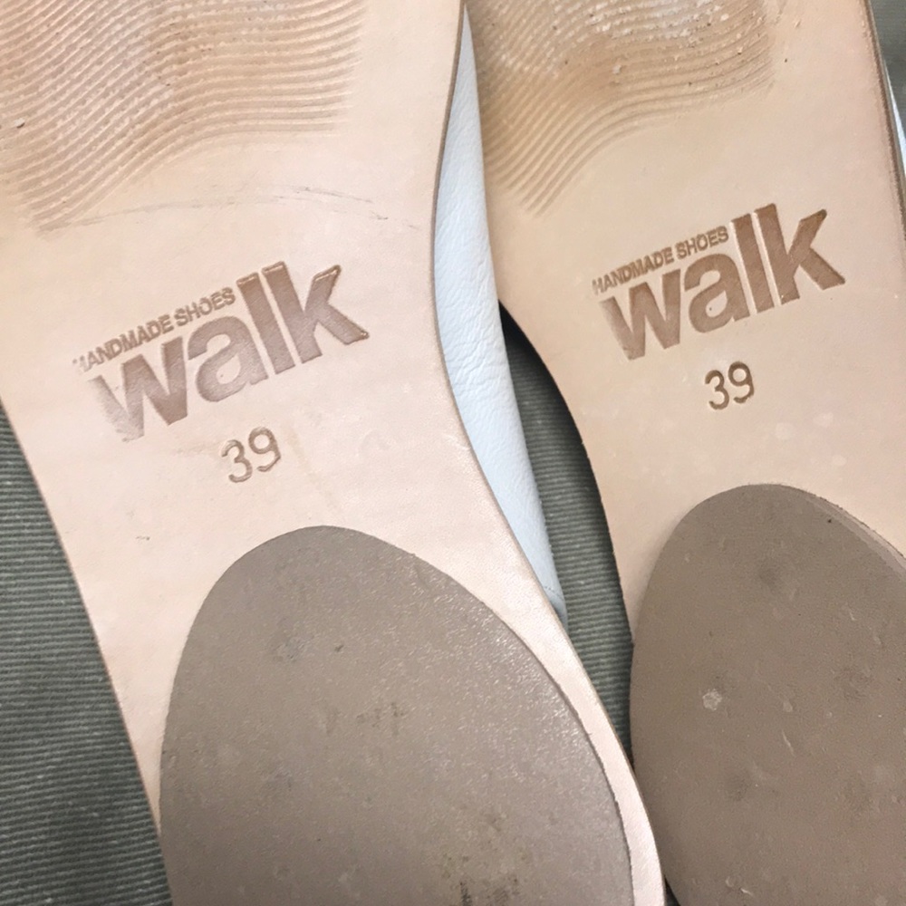 Shoes - Picture 4 of 4